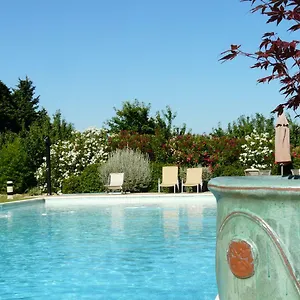 https://la-capucine.fr-provencehotel.com